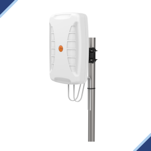 Poynting XPOL-24: 11dBi 4x4-MIMO 5G/4GLTE Unidirectional Outdoor Panel Antenna - Main